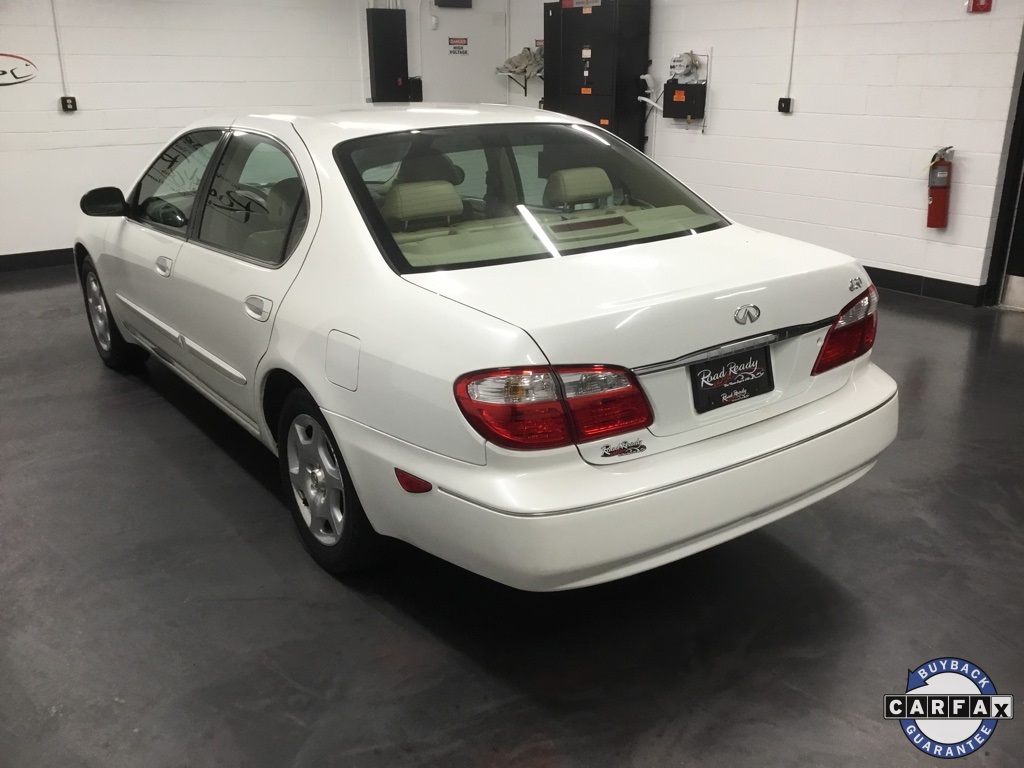 2000 INFINITI I30 Luxury FWD Cars